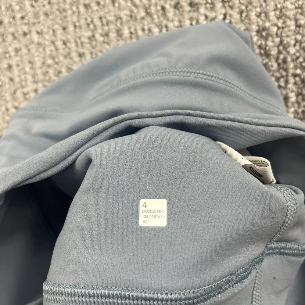 Lululemon Size 4 Align Asymmetrical Bra A/B Light Support Blue NWT